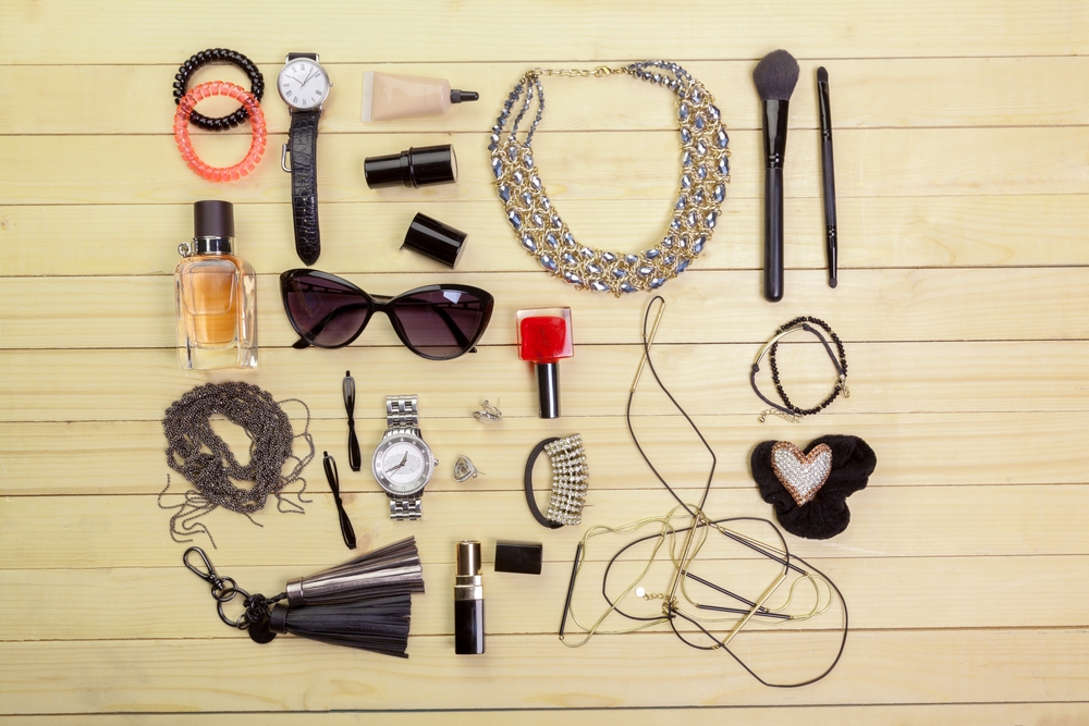 Kombinasi Aksesori Yang Cocok Untuk Pakaian Sehari-Hari